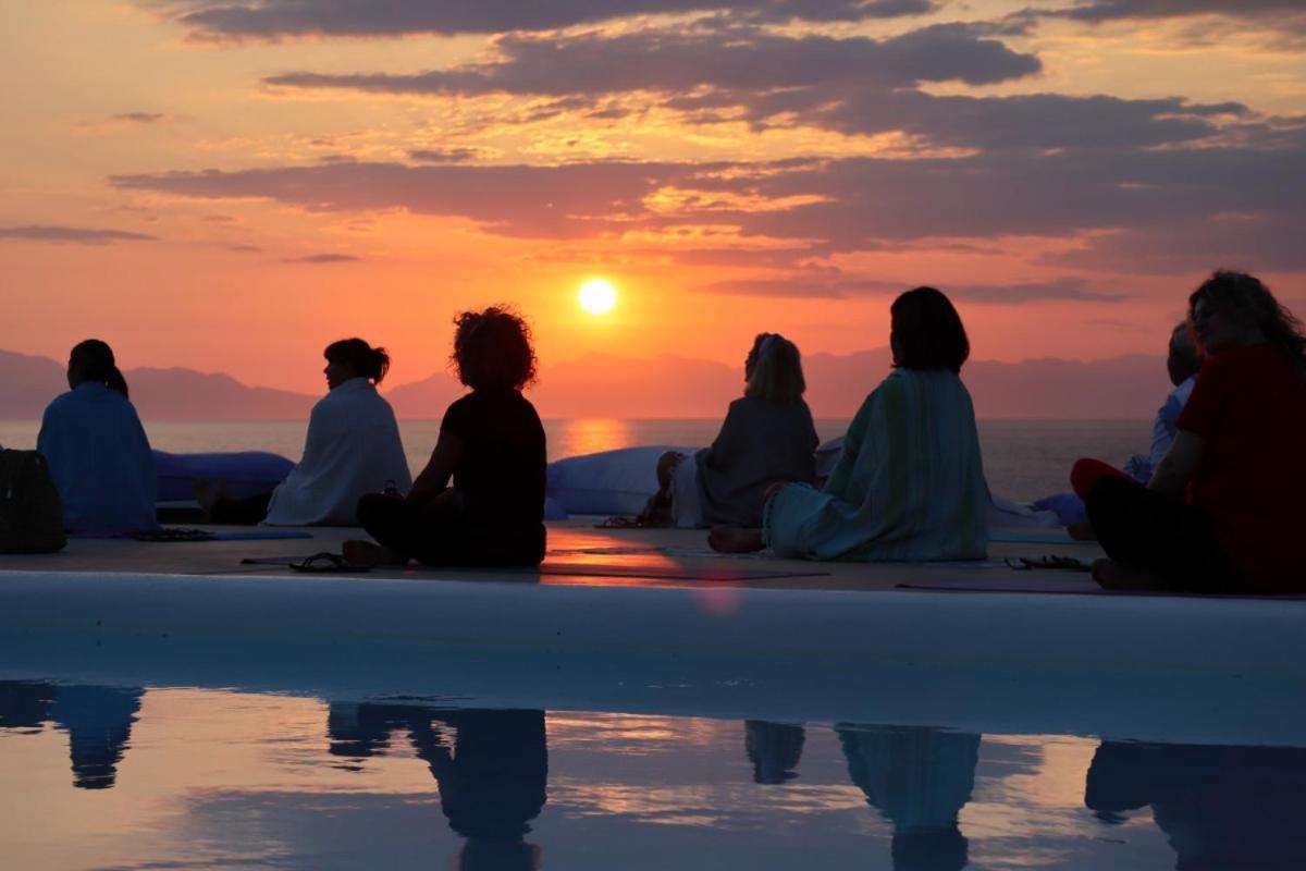 Eight Dimensions Capari Suites Elafonisos المظهر الخارجي الصورة