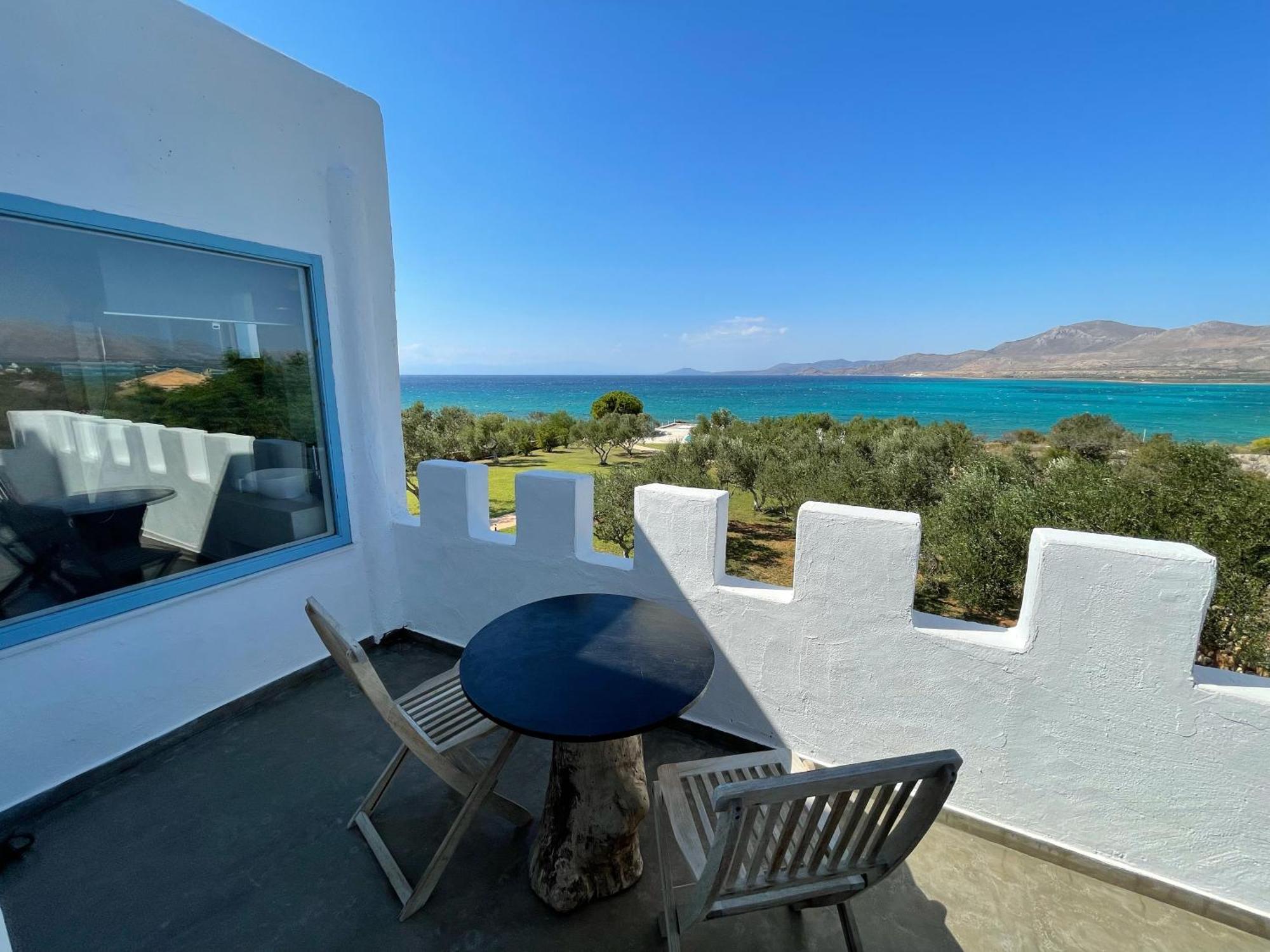 Eight Dimensions Capari Suites Elafonisos الغرفة الصورة